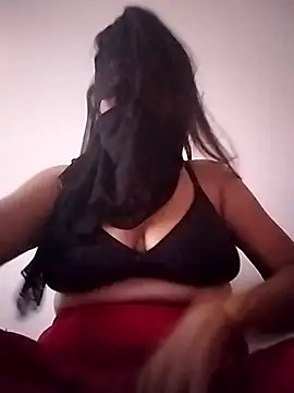 Shanuhotx online show from 5, 3, 2026