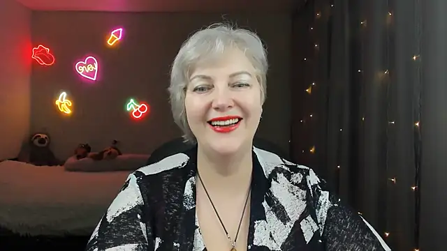 Mary-Leee online show from 29, 3, 2026