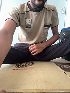 Snapshot of chavad-345 chatting on 8, 4, 2026 chavad-345 online show from 8, 4, 2026