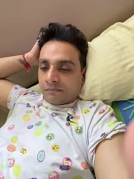 online4u08 online show from 8, 3, 2026