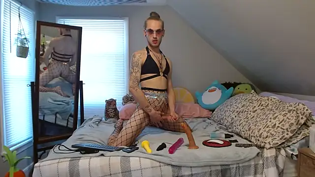 SPICY KITTY69 online show from 1, 3, 2026