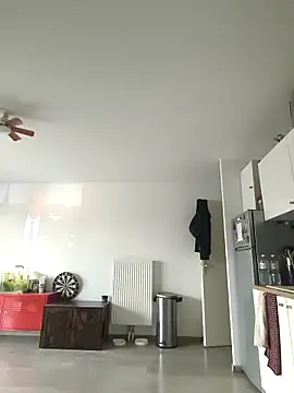 eruzam59000 online show from 14, 4, 2026