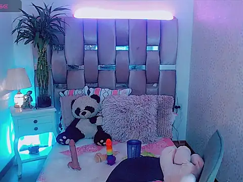 hot luckyangel01 online show from 15, 5, 2026