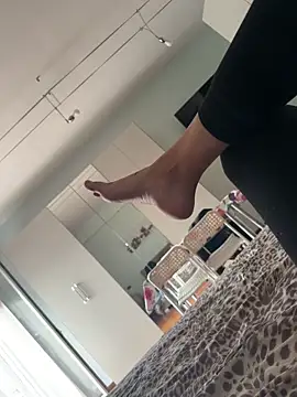 adoroadorazione online show from 23, 2, 2026