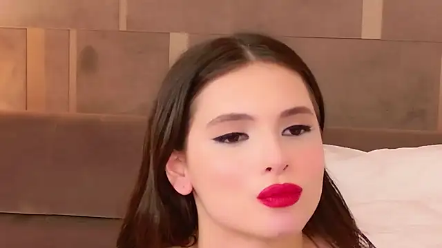 GIGI DAVS online show from 29, 5, 2026