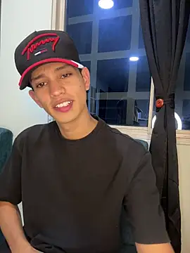 Snapshot of HarryGaze chatting on 1, 3, 2026 HarryGaze online show from 1, 3, 2026