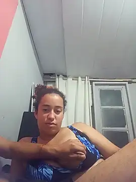 Snapshot of Ellem_05 chatting on 2, 3, 2026 Ellem 05 online show from 2, 3, 2026