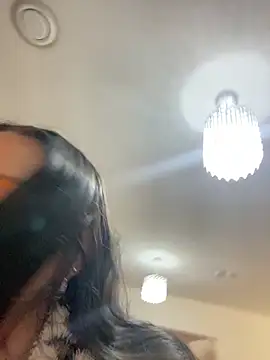 Grizzlybrizzles online show from 9, 4, 2026