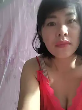 juicy-milu online show from 24, 5, 2026