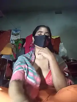 hotgirls02 online show from 15, 4, 2026