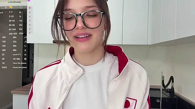 Carolini i online show from 12, 4, 2026