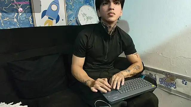 Tessarion Black online show from 27, 5, 2026