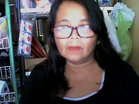 Flowerblossom123 online show from 10, 4, 2026