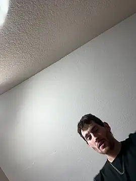 Aarondeweese27 online show from 26, 3, 2026