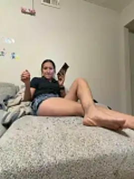 Snapshot of celenia chatting on 27, 2, 2026 celenia online show from 27, 2, 2026