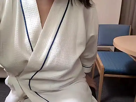 Snapshot of emi_chan_7 chatting on 24, 5, 2026 emi chan 7 online show from 24, 5, 2026