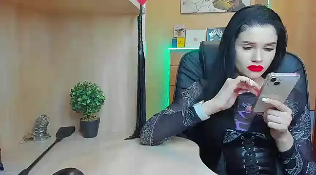 KristiTopxx online show from 4, 12, 2024