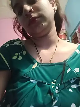 Snapshot of lovely-girl99 chatting on 26, 6, 2026 lovely-girl99 online show from 26, 6, 2026
