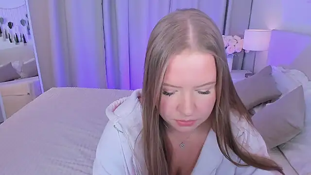 Arya Thomas online show from 9, 3, 2026