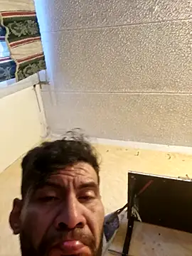 Snapshot of boyp3netrat0r chatting on 30, 4, 2026 boyp3netrat0r online show from 30, 4, 2026
