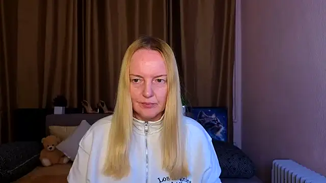 Snapshot of Bella_soulmate chatting on 13, 6, 2026 Bella soulmate online show from 13, 6, 2026