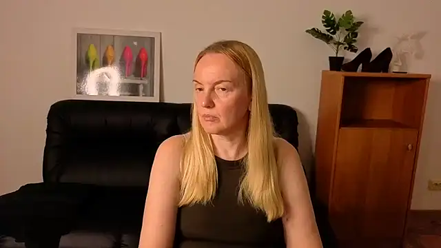 Snapshot of Bella_soulmate chatting on 6, 7, 2026 Bella soulmate online show from 6, 7, 2026