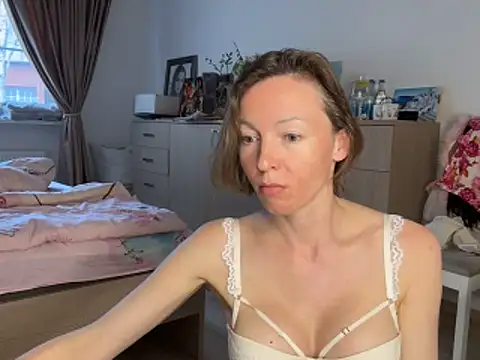 angelicfenix online show from 5, 4, 2026