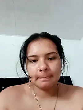 Snapshot of Emily_Rouse23 chatting on 2, 3, 2026 Emily Rouse23 online show from 2, 3, 2026