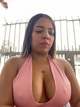 AdaPink  online show from 18, 4, 2026