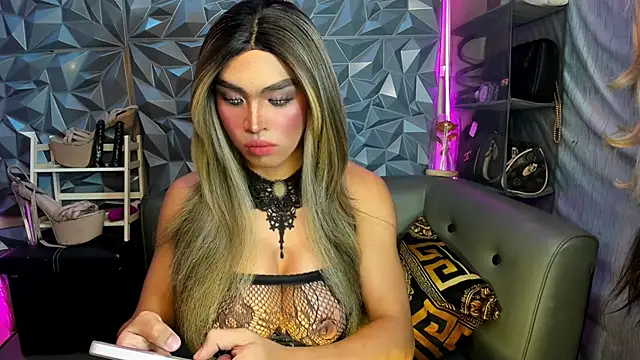 10inDominant Ayesha online show from 1, 4, 2026