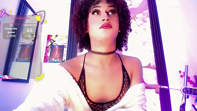 Snapshot of Emma_Boms chatting on 27, 5, 2026 Emma Boms online show from 27, 5, 2026
