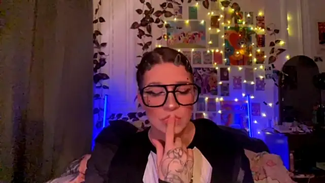 moonvampiq online show from 26, 2, 2026