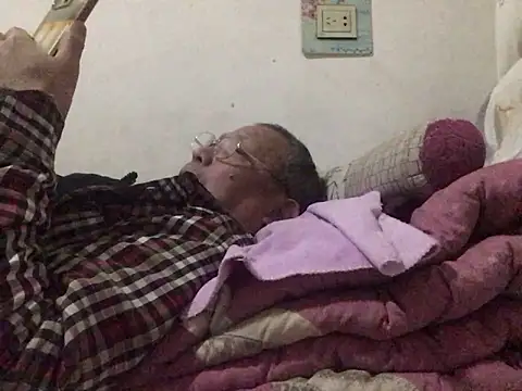 Snapshot of yaocaobi8 chatting on 18, 3, 2026 yaocaobi8 online show from 18, 3, 2026