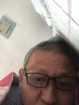 Snapshot of yaocaobi8 chatting on 1, 4, 2026 yaocaobi8 online show from 1, 4, 2026