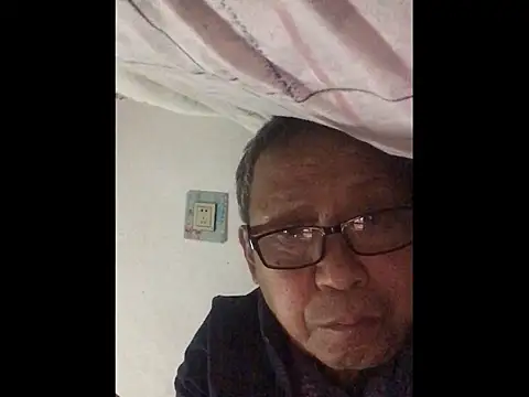 Snapshot of yaocaobi8 chatting on 1, 4, 2026 yaocaobi8 online show from 1, 4, 2026