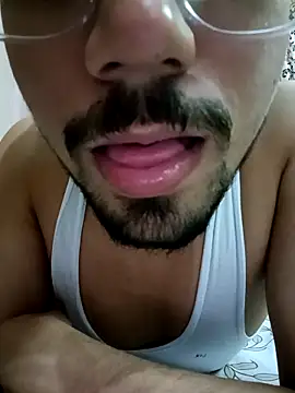 Snapshot of big_indiancock chatting on 9, 5, 2026 big indiancock online show from 9, 5, 2026