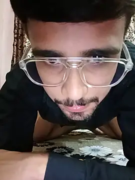 Snapshot of big_indiancock chatting on 17, 5, 2026 big indiancock online show from 17, 5, 2026