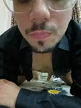 Snapshot of big_indiancock chatting on 18, 5, 2026 big indiancock online show from 18, 5, 2026