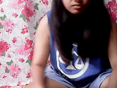 Snapshot of Flowerbebe chatting on 2, 3, 2026 Flowerbebe online show from 2, 3, 2026