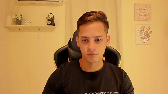 sexy andres01 online show from 5, 6, 2026