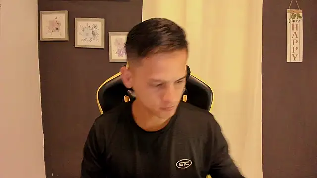 sexy andres01 online show from 28, 7, 2026