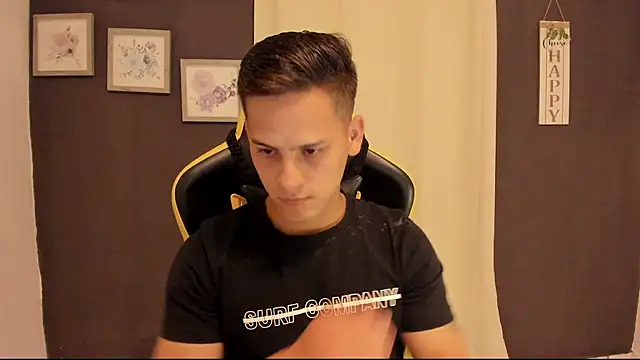 sexy andres01 online show from 29, 7, 2026