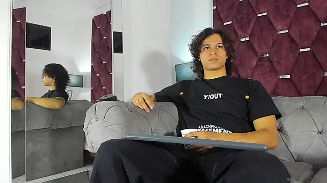 TonyBenedetti online show from 21, 4, 2026