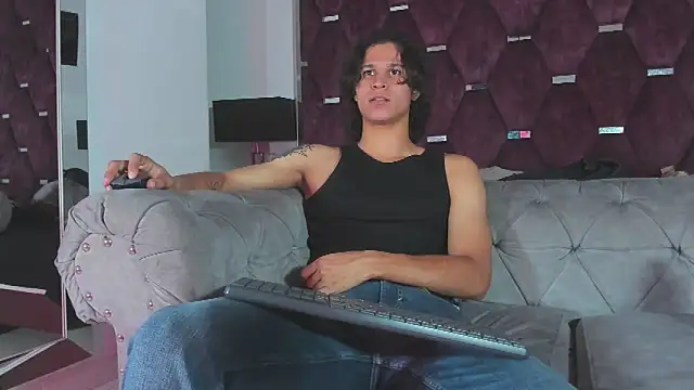 Snapshot of TonyBenedetti chatting on 13, 5, 2026 TonyBenedetti online show from 13, 5, 2026