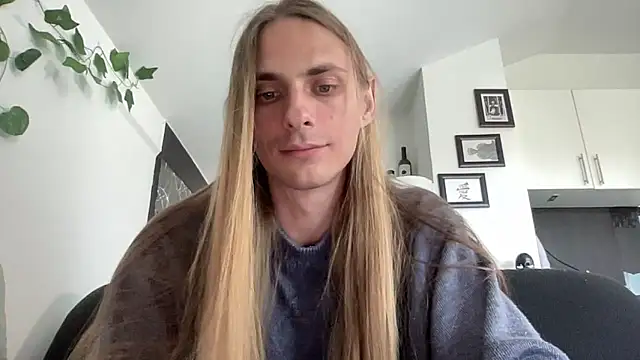 Snapshot of mi_chyort chatting on 25, 4, 2026 mi chyort online show from 25, 4, 2026