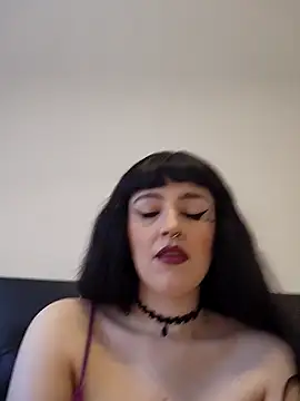 Mommynatrix online show from 18, 3, 2026