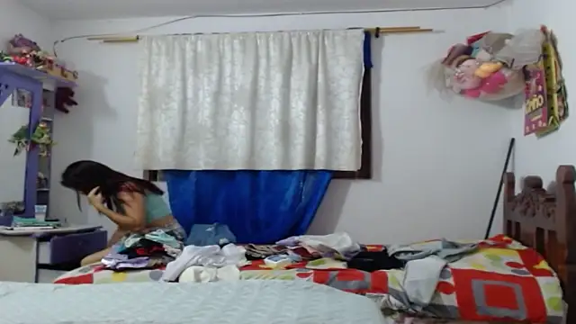 Snapshot of MuffyLans chatting on 26, 2, 2026 MuffyLans online show from 26, 2, 2026