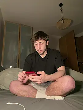 Snapshot of enzo_savagee chatting on 3, 3, 2026 enzo savagee online show from 3, 3, 2026