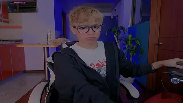 Ryan sweet online show from 25, 2, 2026