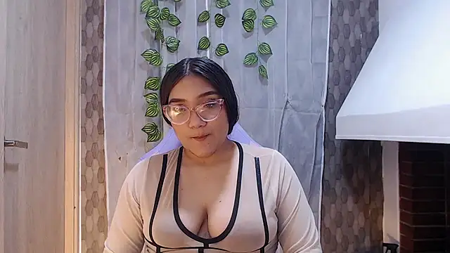 anyela donecm online show from 1, 4, 2026